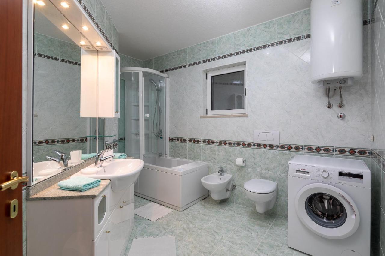 Luxury Residence Omis Phòng bức ảnh